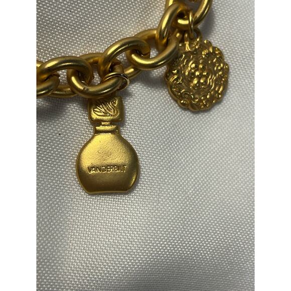 Vintage Gloria Vanderbilt Gold Toned Cabochon Multicharm Bracelet - Picture 5 of 6